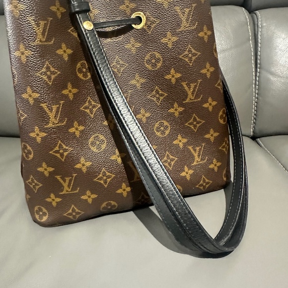 Louis Vuitton Neonoe bag - Picture 8 of 9